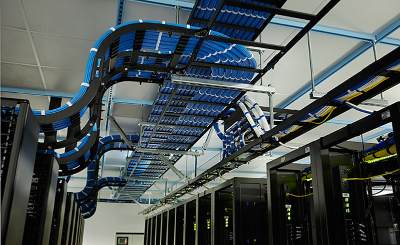 Racks y gabinetes